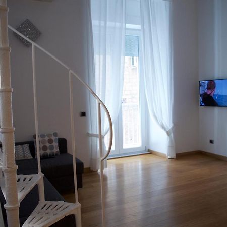 Crise Home Неаполь Экстерьер фото